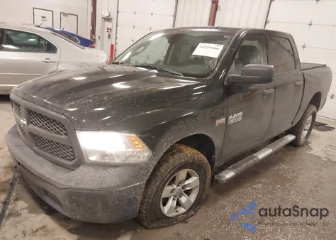 2017 Ram 1500 Tradesman 4X4 5'7 Box z USA, uszkodzony, nr VIN 3C6RR7KTXHG544338